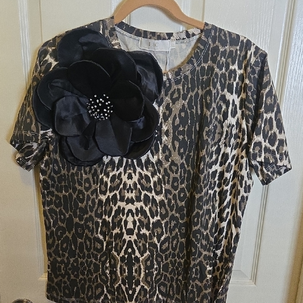 Elegant Leopard Print Blouse with Black Floral Detail